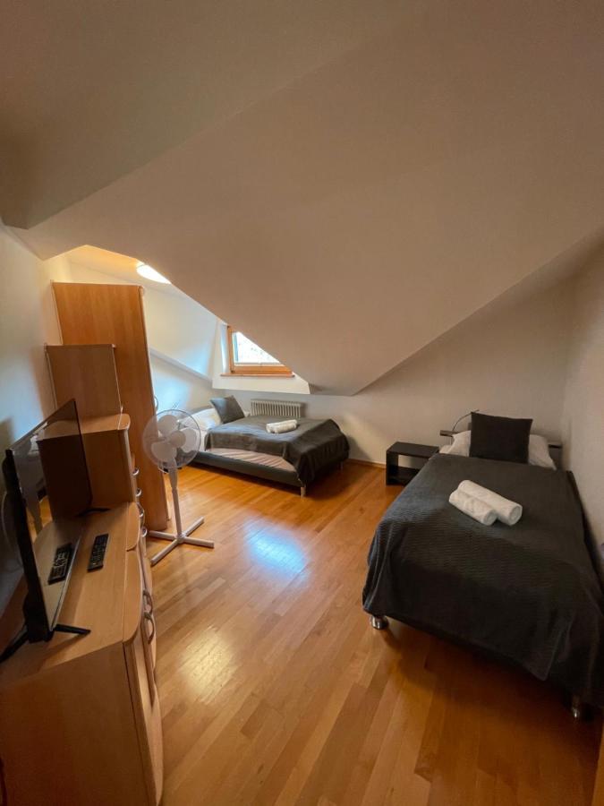 Undertheroof At Appartement
